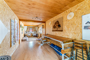 Photo 27- click for photo gallery